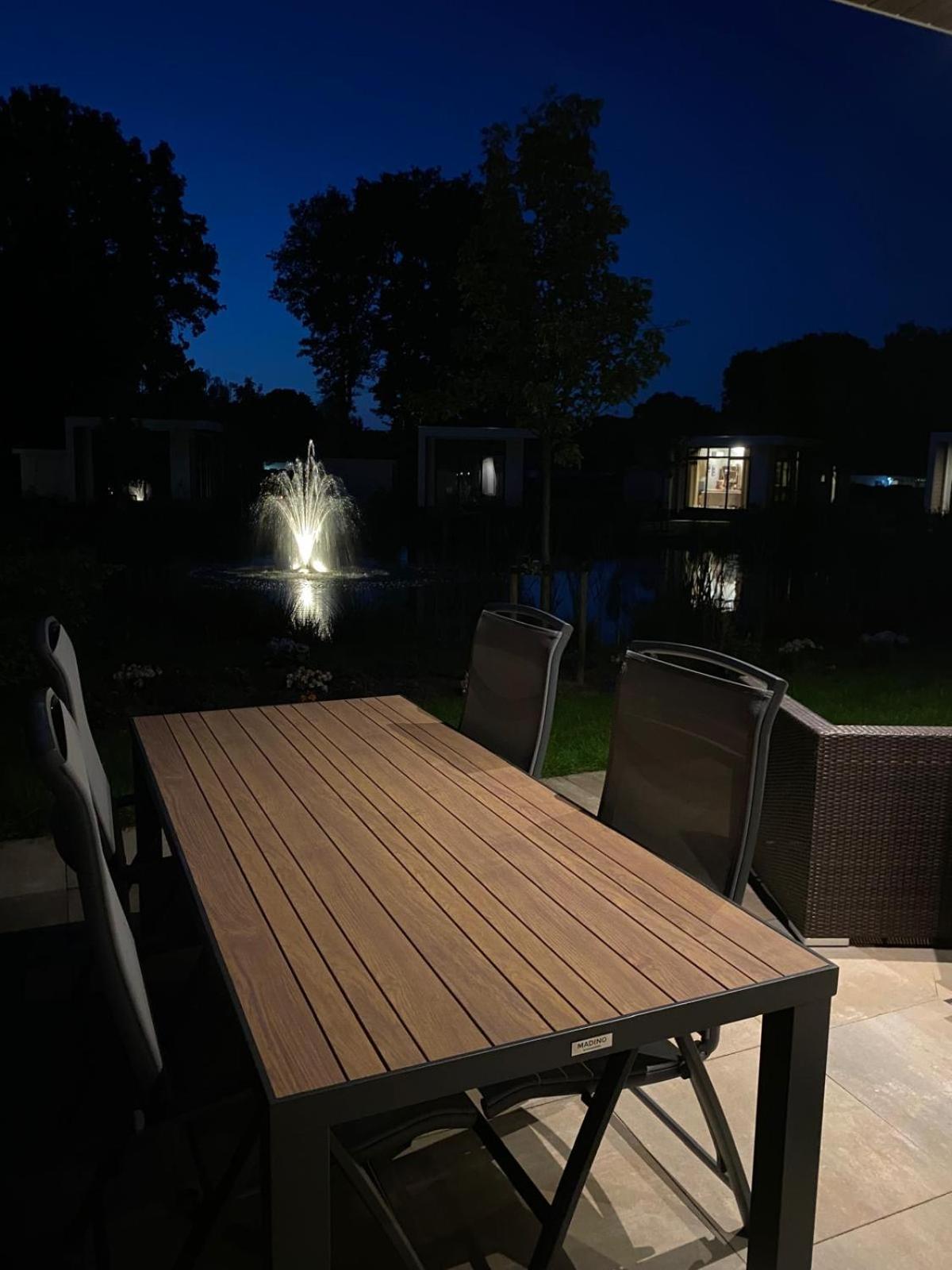 Kindvriendelijk Luxe Chalet In De Bossen Met Prive Sauna Хардевайк Екстериор снимка