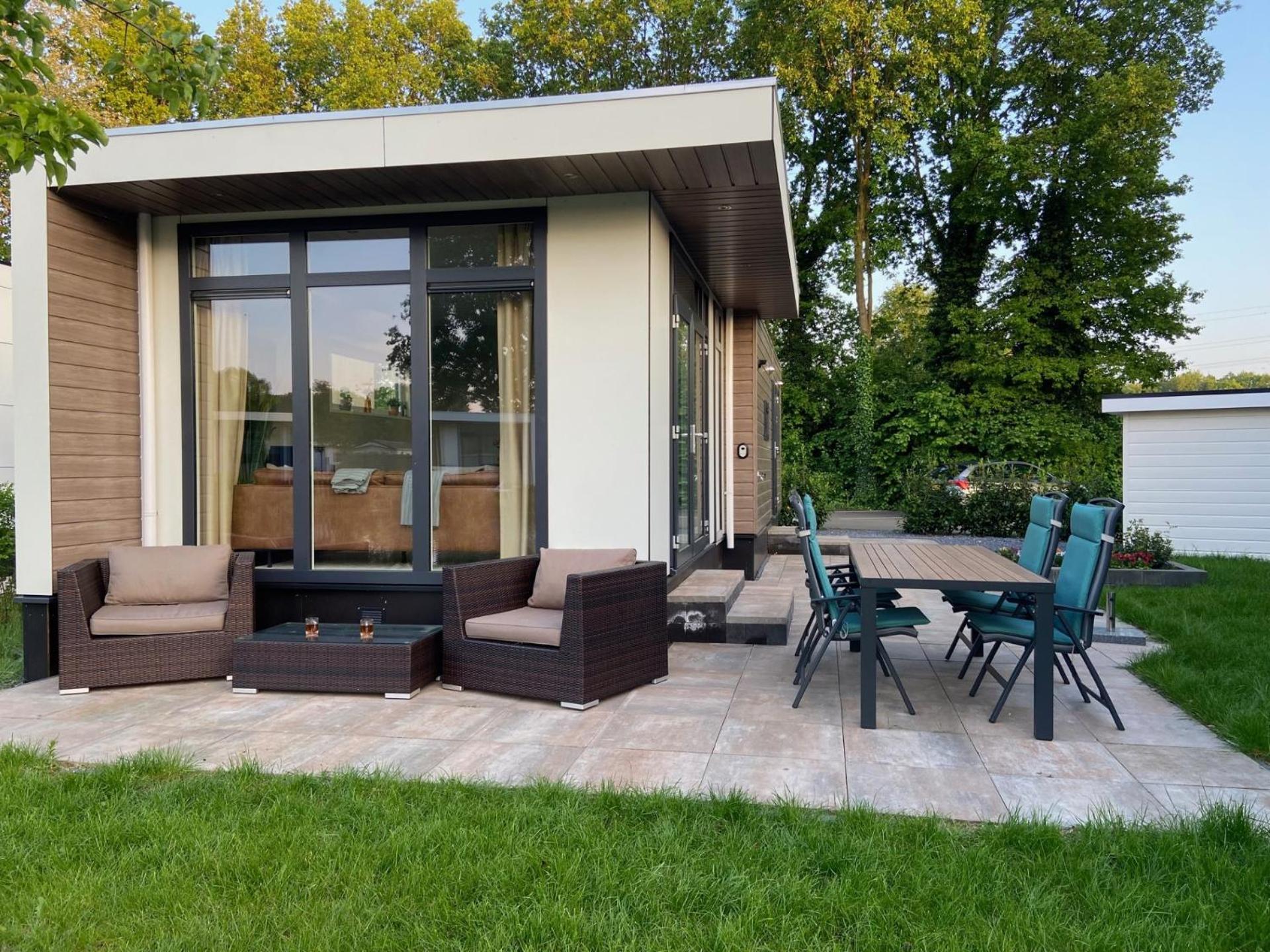 Kindvriendelijk Luxe Chalet In De Bossen Met Prive Sauna Хардевайк Екстериор снимка